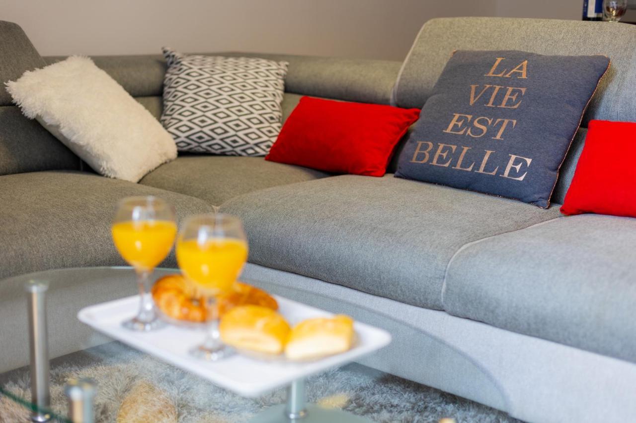 Bella Vista - Cozy Apartments With Easy Check-In And Free Parking Split Kültér fotó