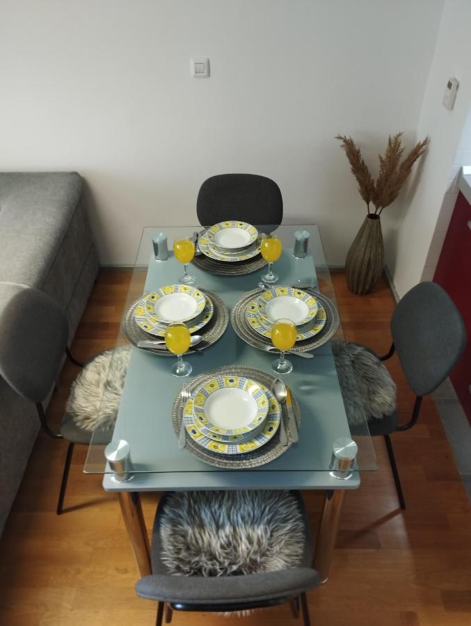 Bella Vista - Cozy Apartments With Easy Check-In And Free Parking Split Kültér fotó