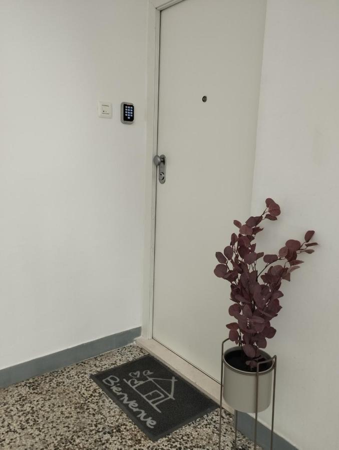 Bella Vista - Cozy Apartments With Easy Check-In And Free Parking Split Kültér fotó