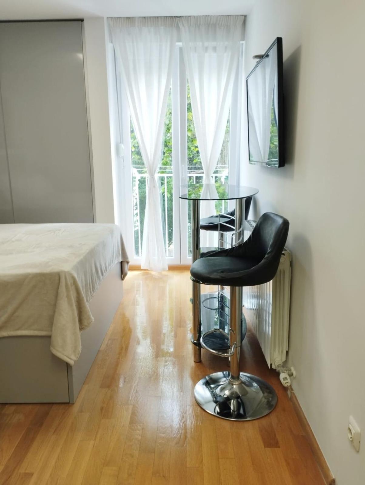 Bella Vista - Cozy Apartments With Easy Check-In And Free Parking Split Kültér fotó